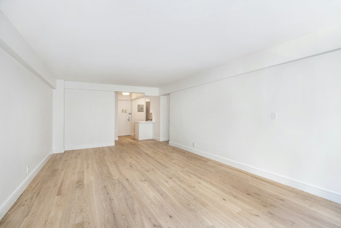 Co Op in New York, New York, United States 2 - 18150287