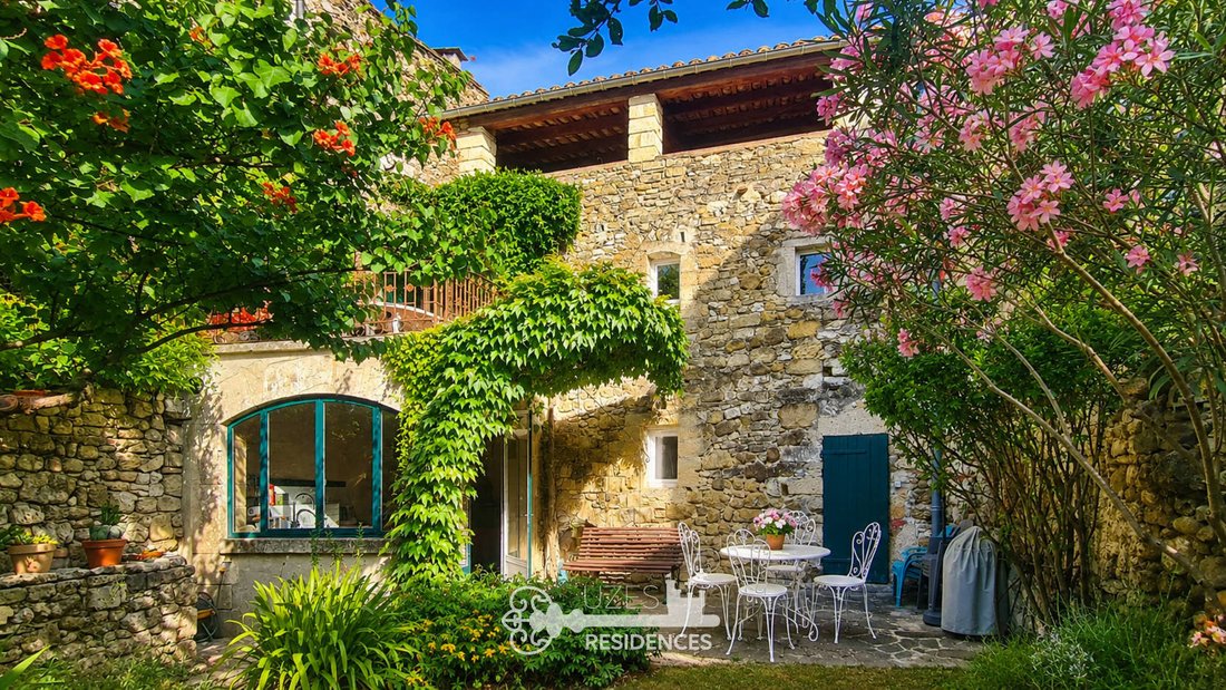 Apartment in Uzès, Occitania, France 1 - 18155871
