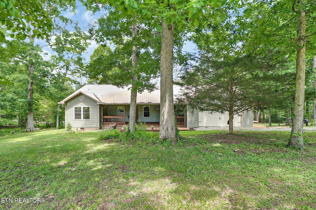 House in Jamestown, Tennessee, United States 2 - 18159929