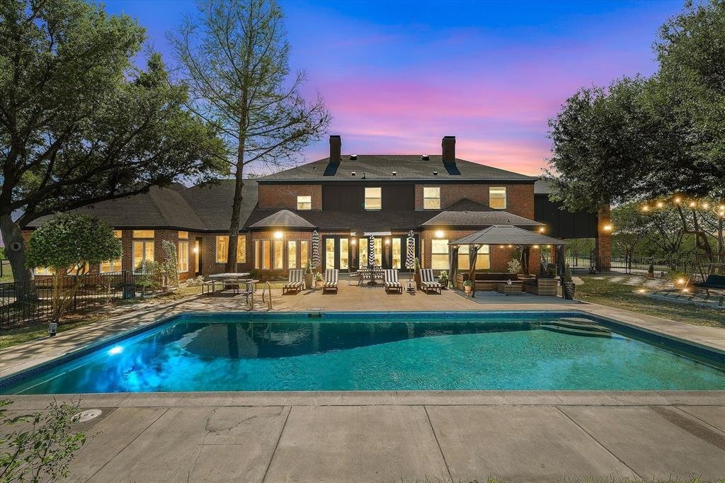 House in Ennis, Texas, United States 3 - 18163116