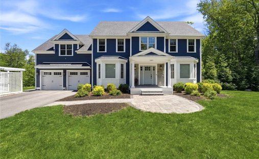 House in Dighton, Massachusetts, United States 1