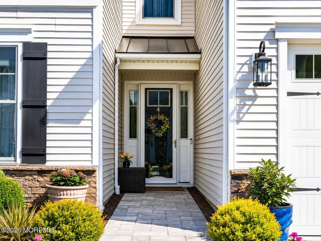 House in Farmingdale, New Jersey, United States 2 - 18159617