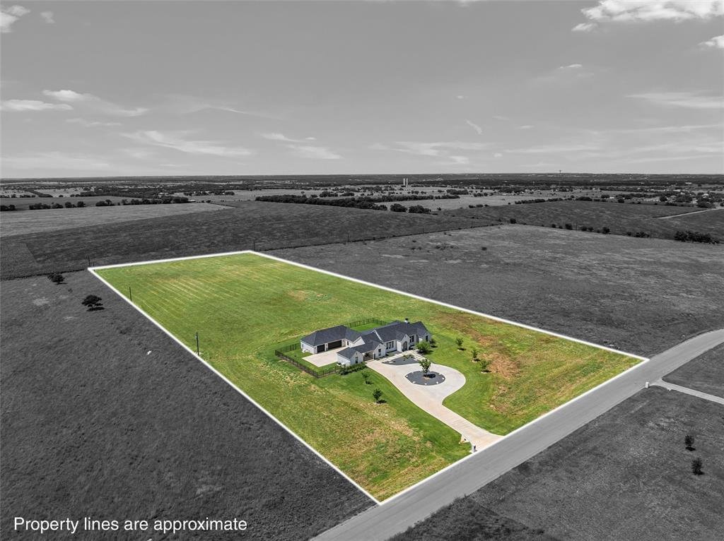 House in Crawford, Texas, United States 4 - 18159010