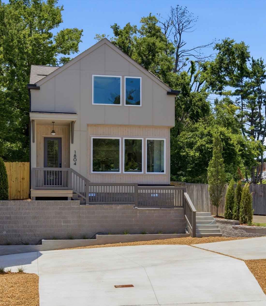 Co Op in Nashville, Tennessee, United States 4 - 18166983