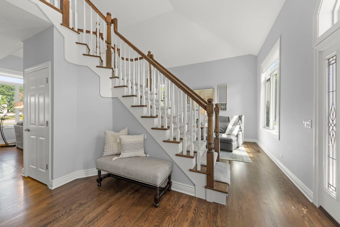 House in Aurora, Illinois, United States 4 - 18169944