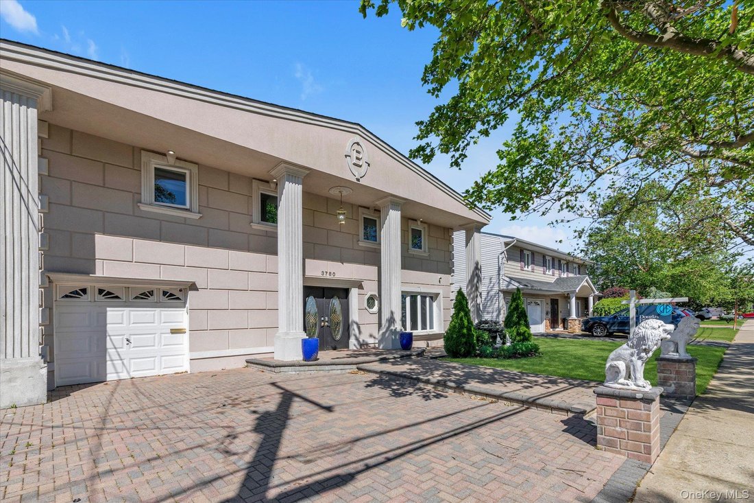 House in Oceanside, New York, United States 2 - 17918089
