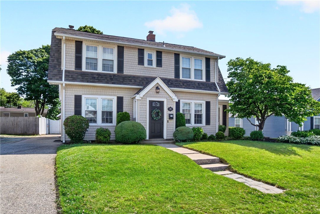House in Cranston, Rhode Island, United States 2 - 18079671