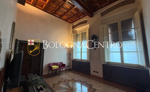 Apartment in Irnerio, Bologna, Italy 1