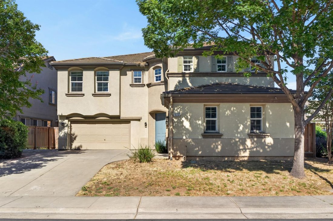 House in Elk Grove, California, United States 3 - 18159997