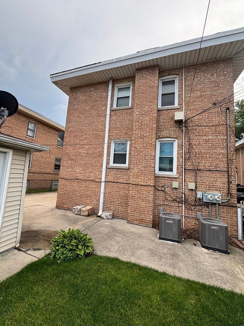 Evergreen Park, Illinois, United States 2 - 18151796
