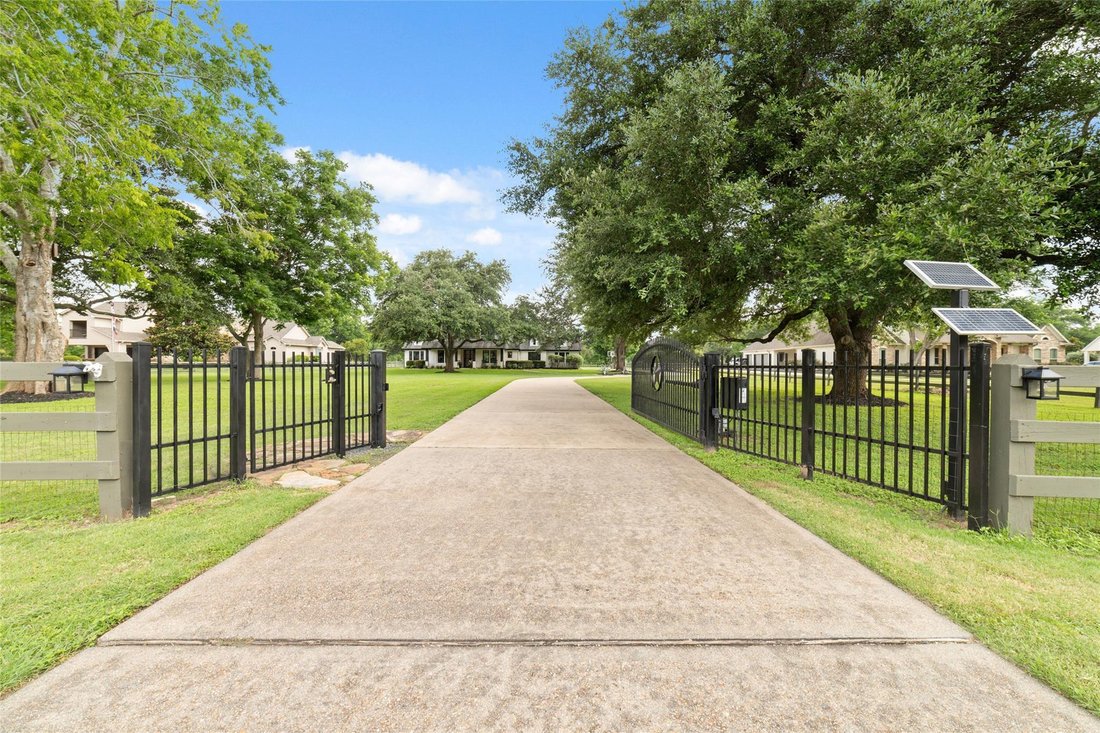 House in Fulshear, Texas, United States 3 - 18159742