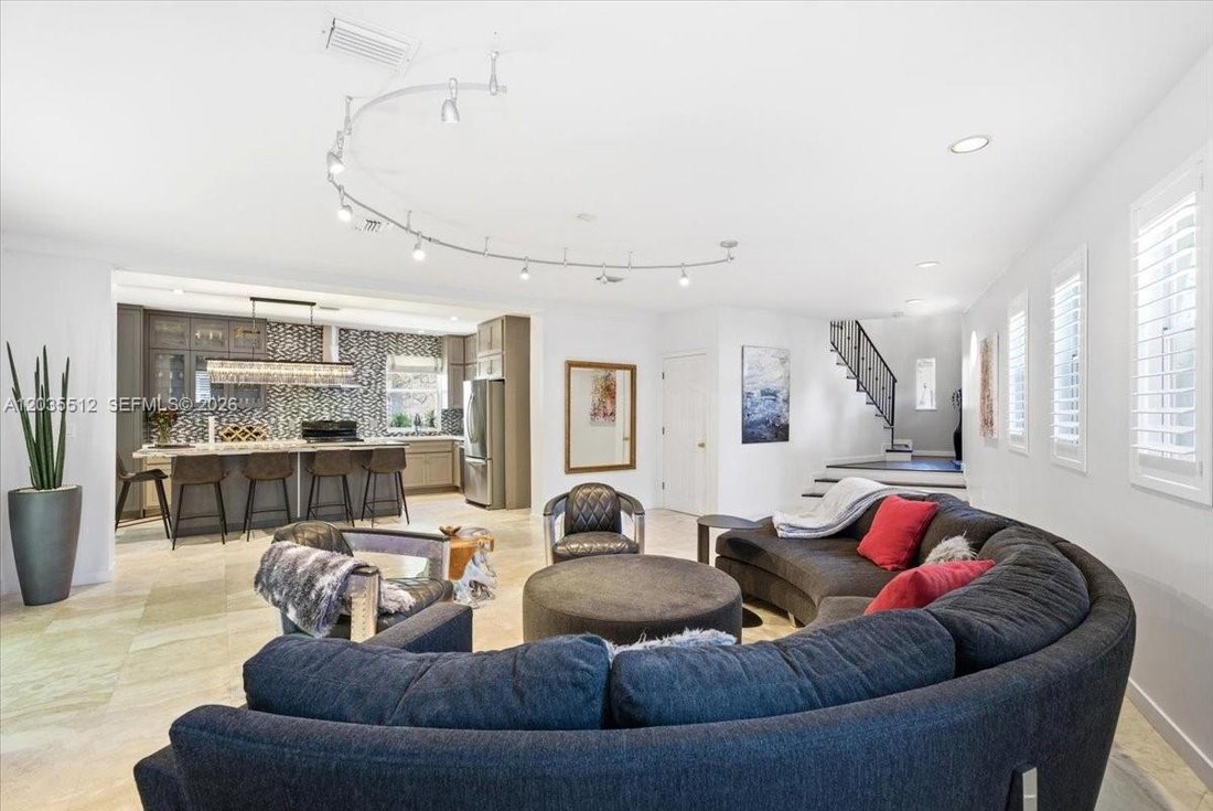 House in Miami, Florida, United States 2 - 18156200