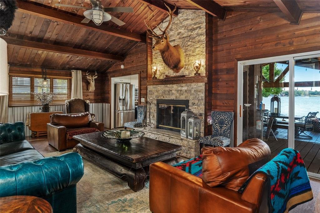 House in Tool, Texas, United States 4 - 18155056