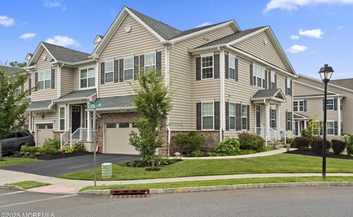 Condo in Monroe Township, New Jersey, United States 1