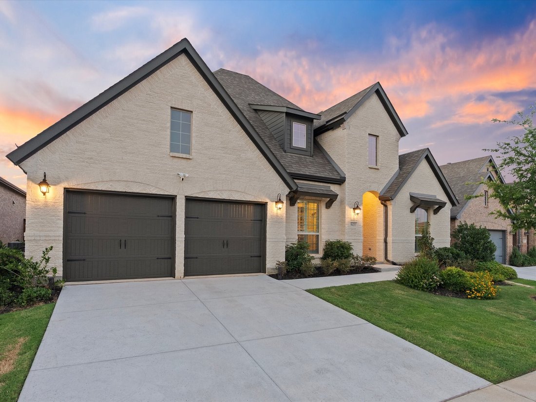 House in Little Elm, Texas, United States 2 - 18156133