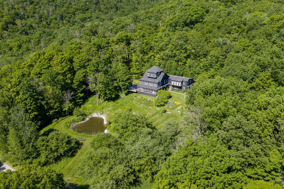 House in New Ashford, Massachusetts, United States 2 - 17772446