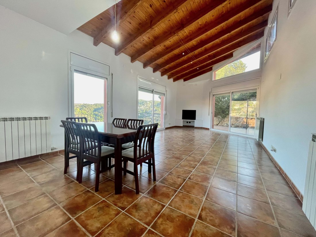 Townhouse in Sant Fost de Campsentelles, Catalonia, Spain 3 - 18170581