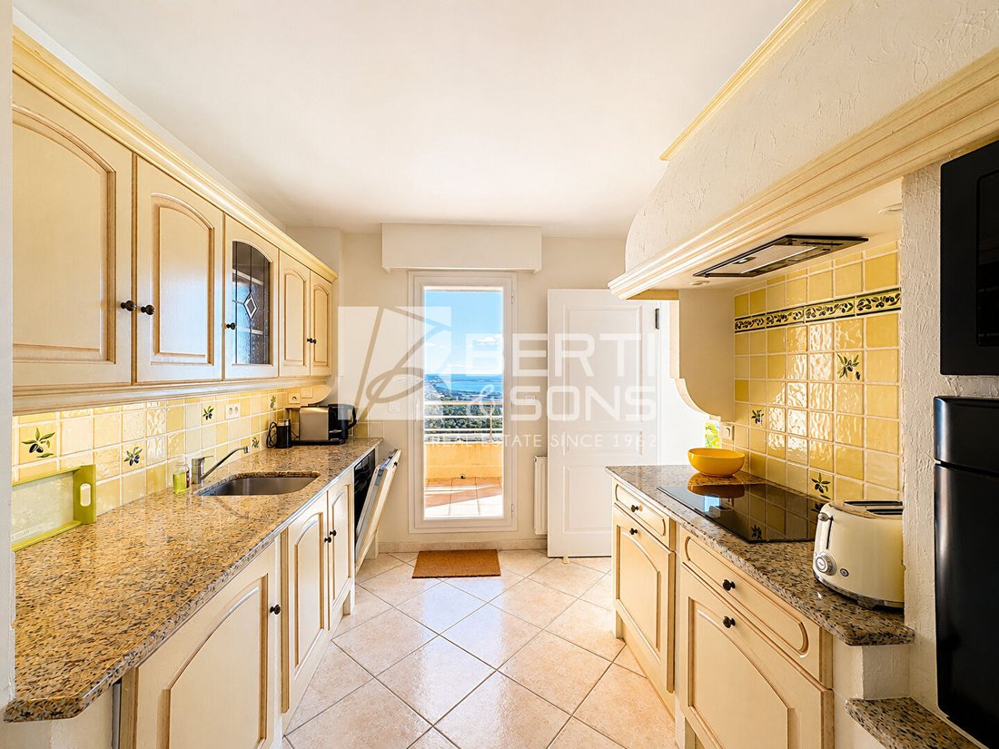 Apartment in Le Cottage, Mandelieu-la-Napoule, France 5 - 18157019