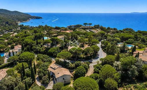 Villa à La Croix-Valmer, Provence-Alpes-Côte d'Azur, France 1