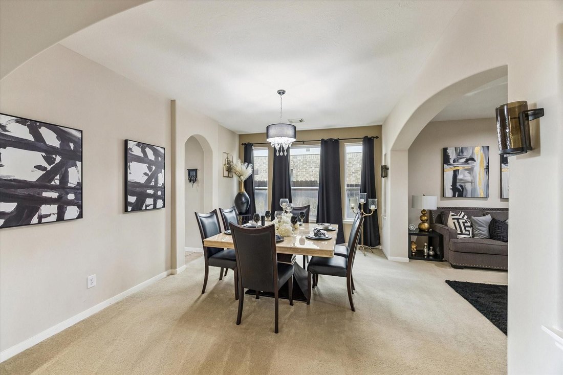 House in Katy, Texas, United States 4 - 18155175