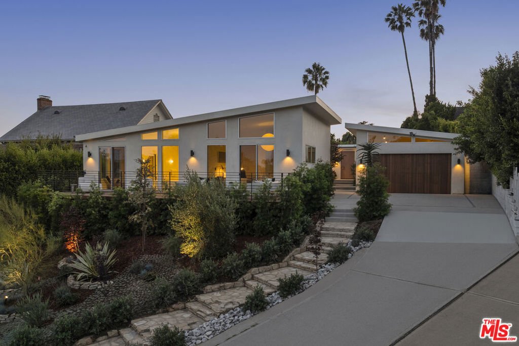 House in Los Angeles, California, United States 3 - 18159557
