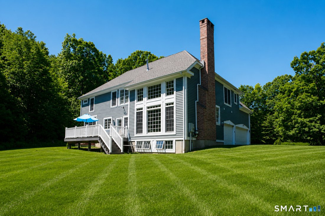 House in Granby, Connecticut, United States 3 - 18108893