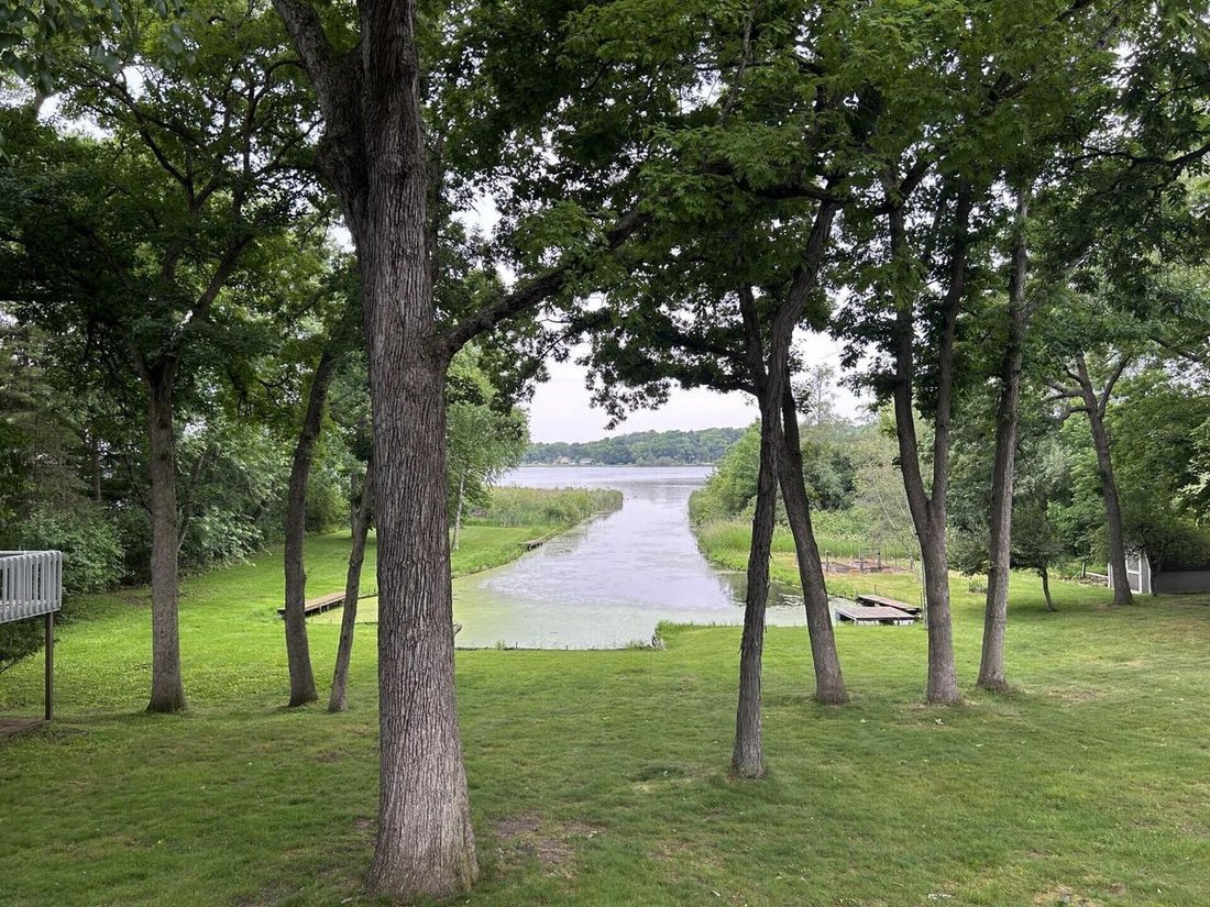 Hartland, Wisconsin, United States 2 - 17913635
