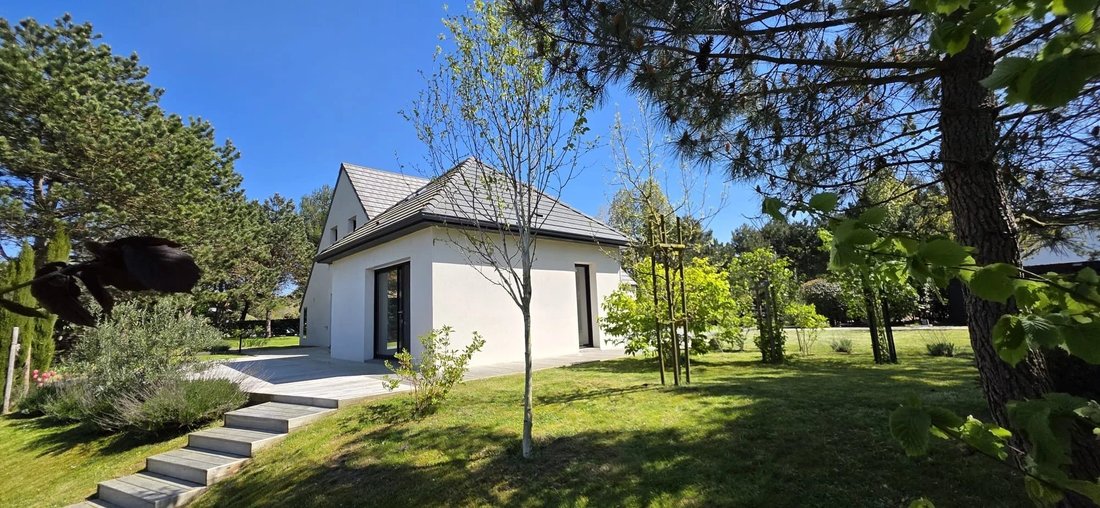 Villa in France 2 - 18163041