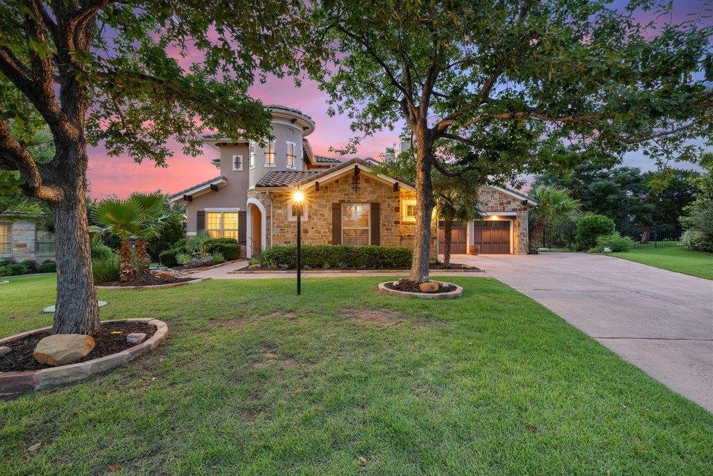 House in The Hills, Texas, United States 1 - 18158514