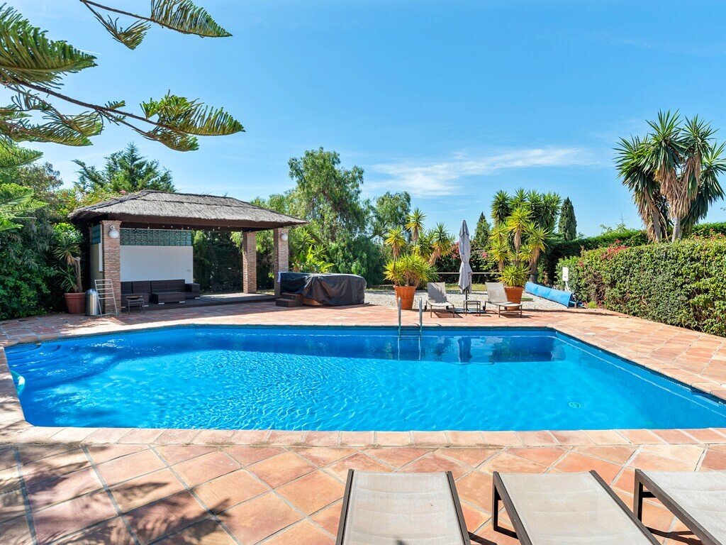 Villa in Benahavis, Andalusia, Spain 3 - 18048803