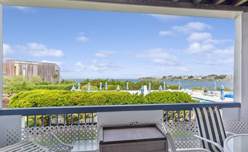 Westhampton Beach, New York, United States 1