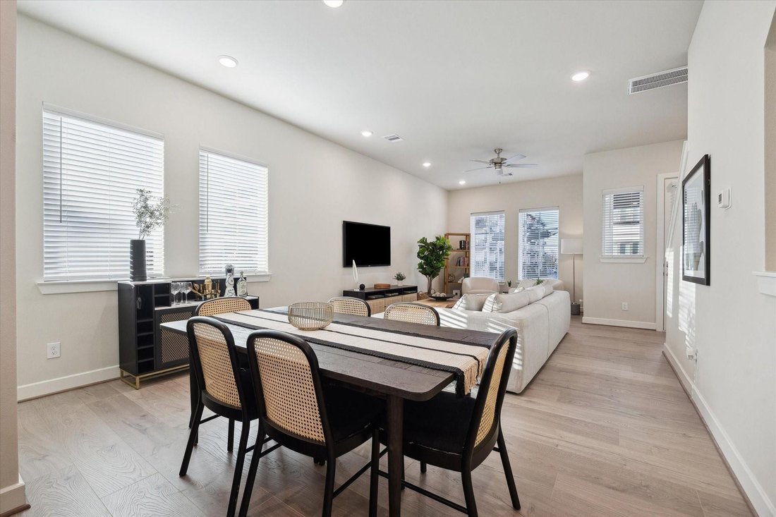 House in Houston, Texas, United States 3 - 18159750