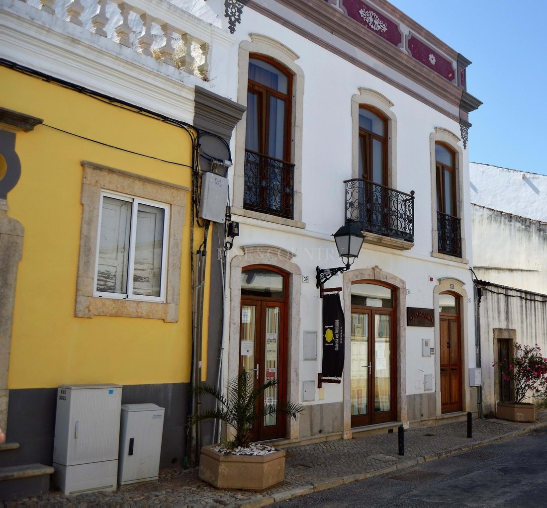 Estoi, Algarve, Portugal 2 - 15090319