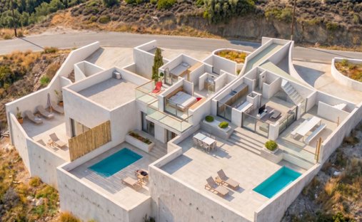 Villa in Milopotamos, Greece 1