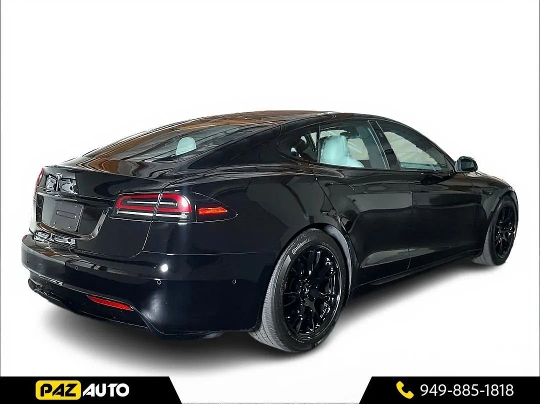Sedan in Laguna Hills, CA, United States 5 - 17980546