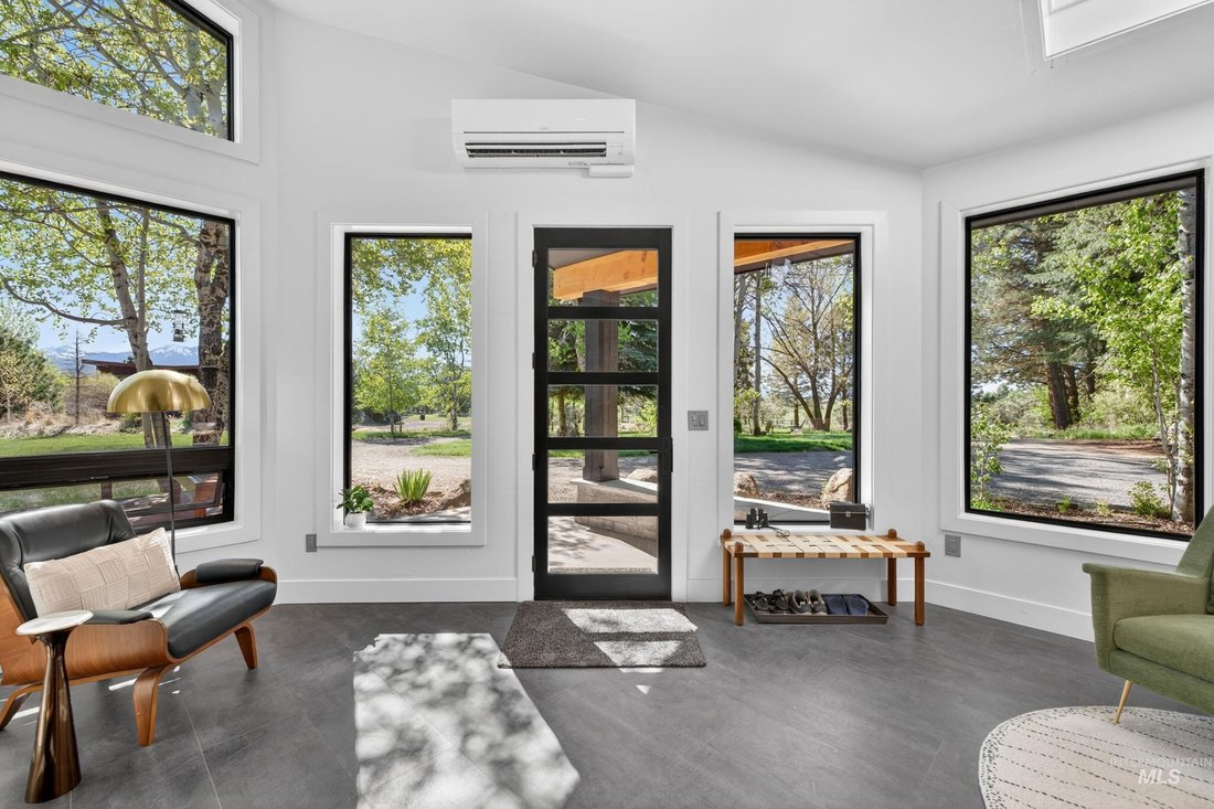 House in McCall, Idaho, United States 2 - 18161523