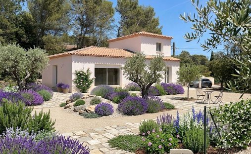 Villa in Haut Sud, Saint-Maximin-la-Sainte-Baume, France 1