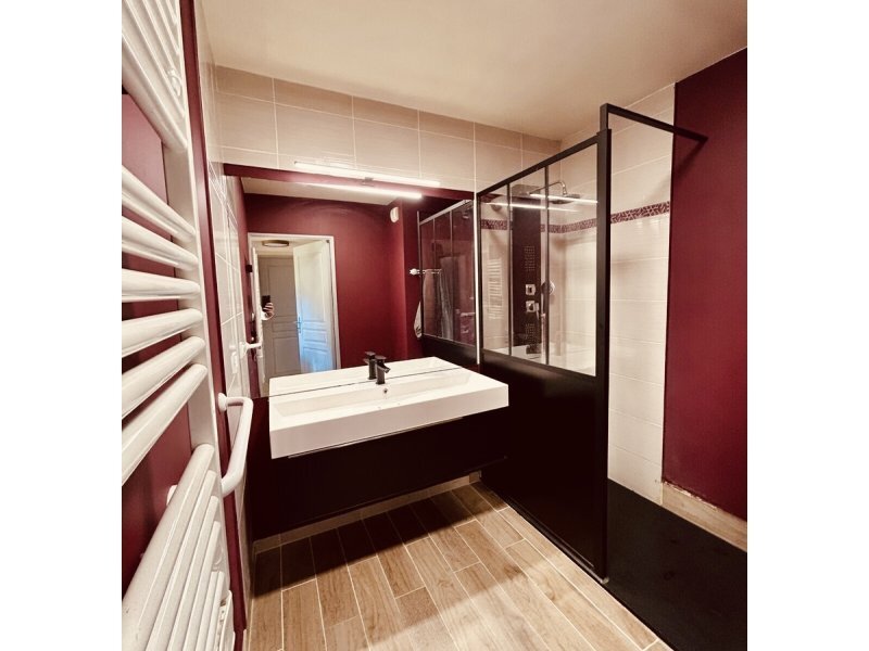 Apartment in Pointe Rouge, 8e Arrondissement, Marseille 3 - 18155839