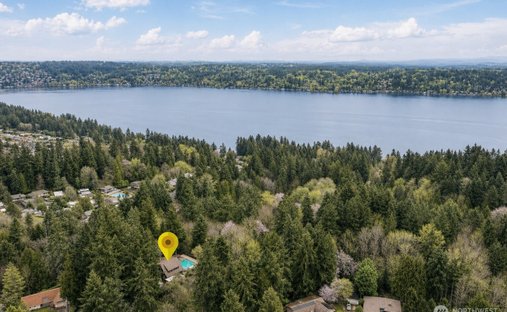 House in Bellevue, Washington, United States 1