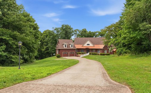 House in Adams, Tennessee, United States 1