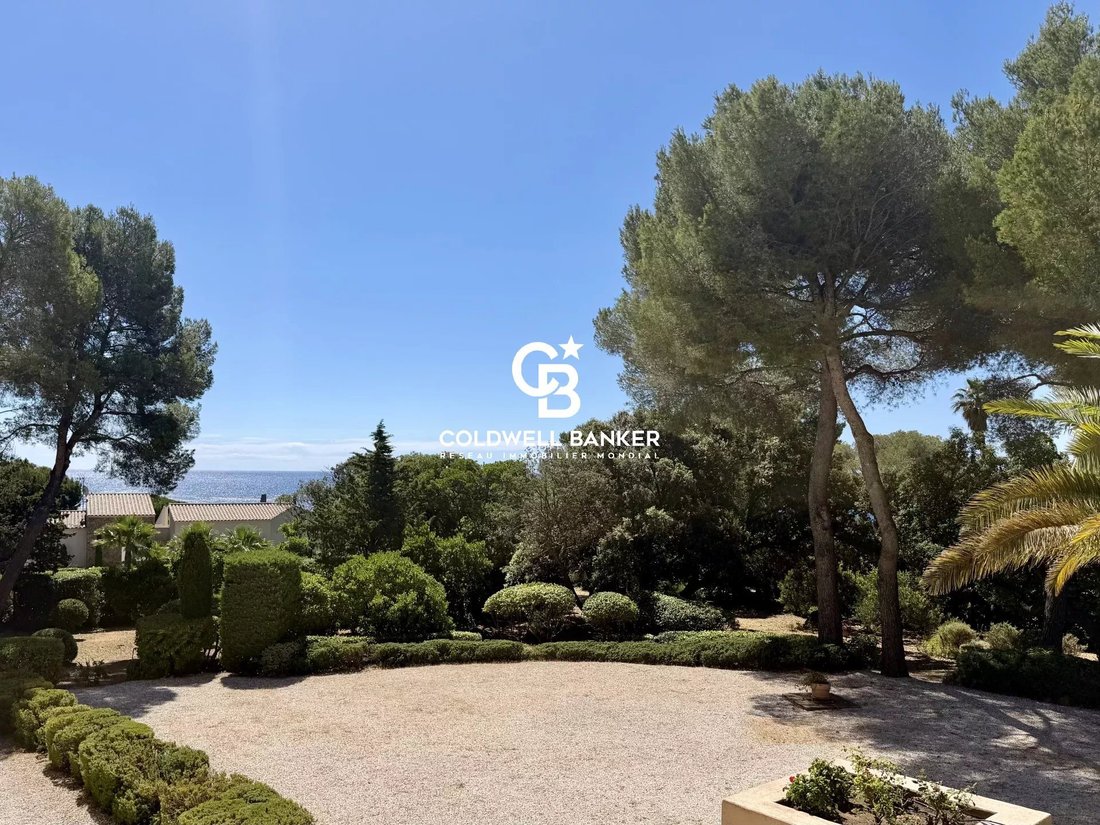Apartment in Plateau Notre Dame Sud-Bord de mer-Beaurivage, Saint-Raphaël, France 5 - 18156509