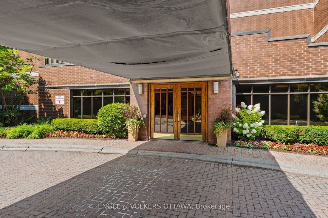 Condo in Ottawa, Ontario, Canada 4 - 18167603