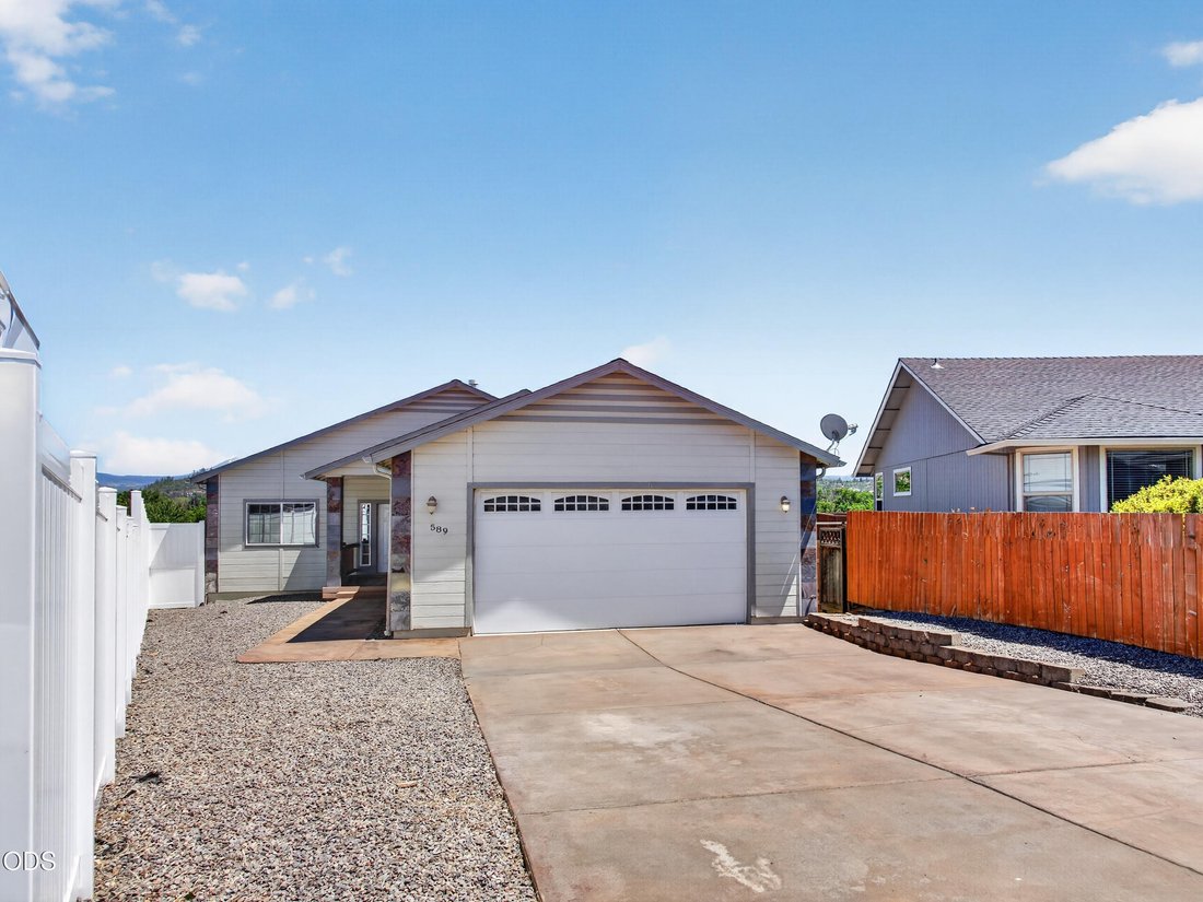 House in Eagle Point, Oregon, United States 2 - 18157812