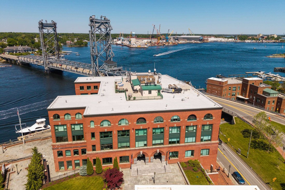 Condo in Portsmouth, New Hampshire, United States 2 - 18154128