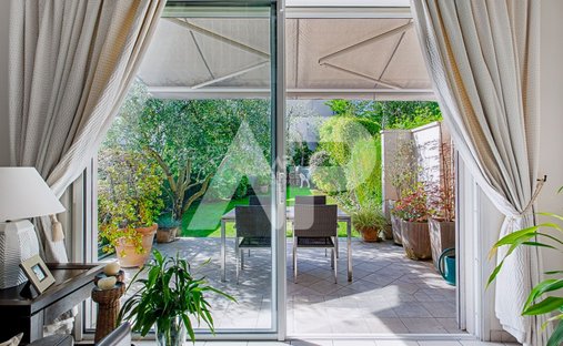 House in Pavé des Gardes, Chaville, France 1