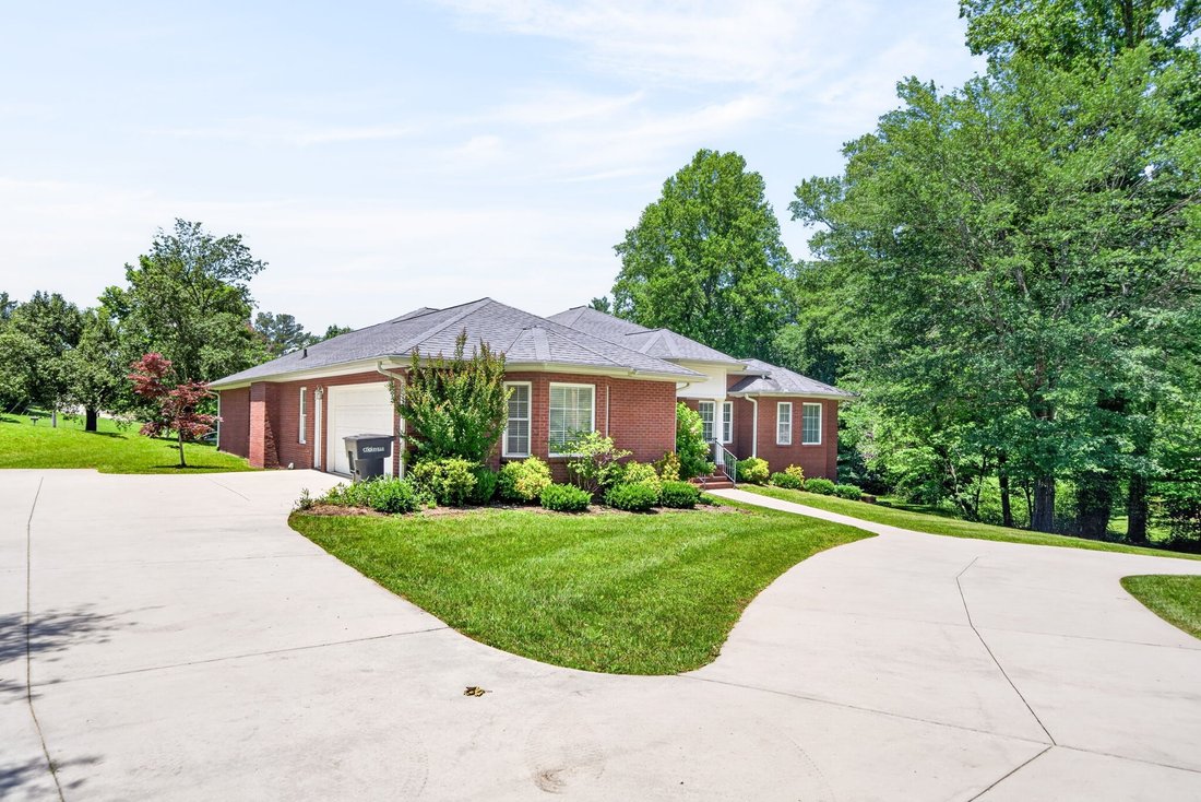 House in Cookeville, Tennessee, United States 3 - 18159945