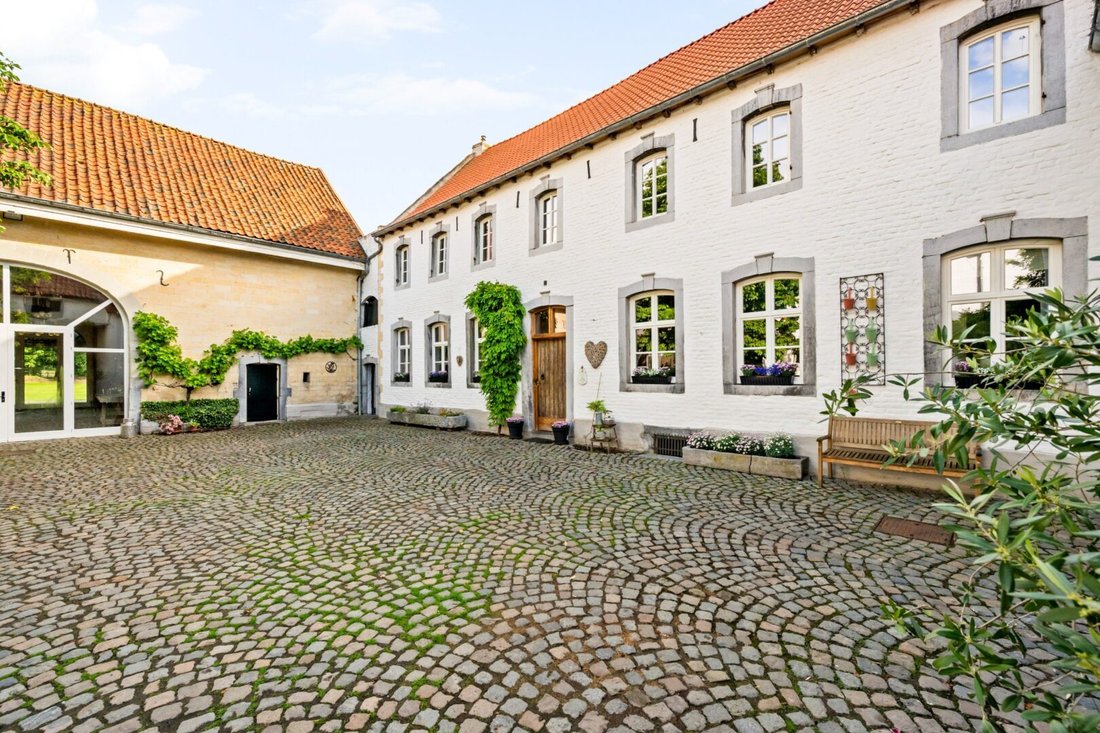 Villa in Riemst, Flanders, Belgium 3 - 18163752
