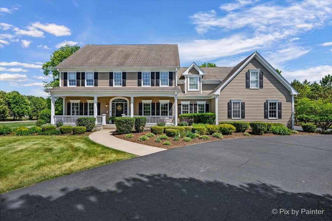 House in Cary, Illinois, United States 1 - 18159430