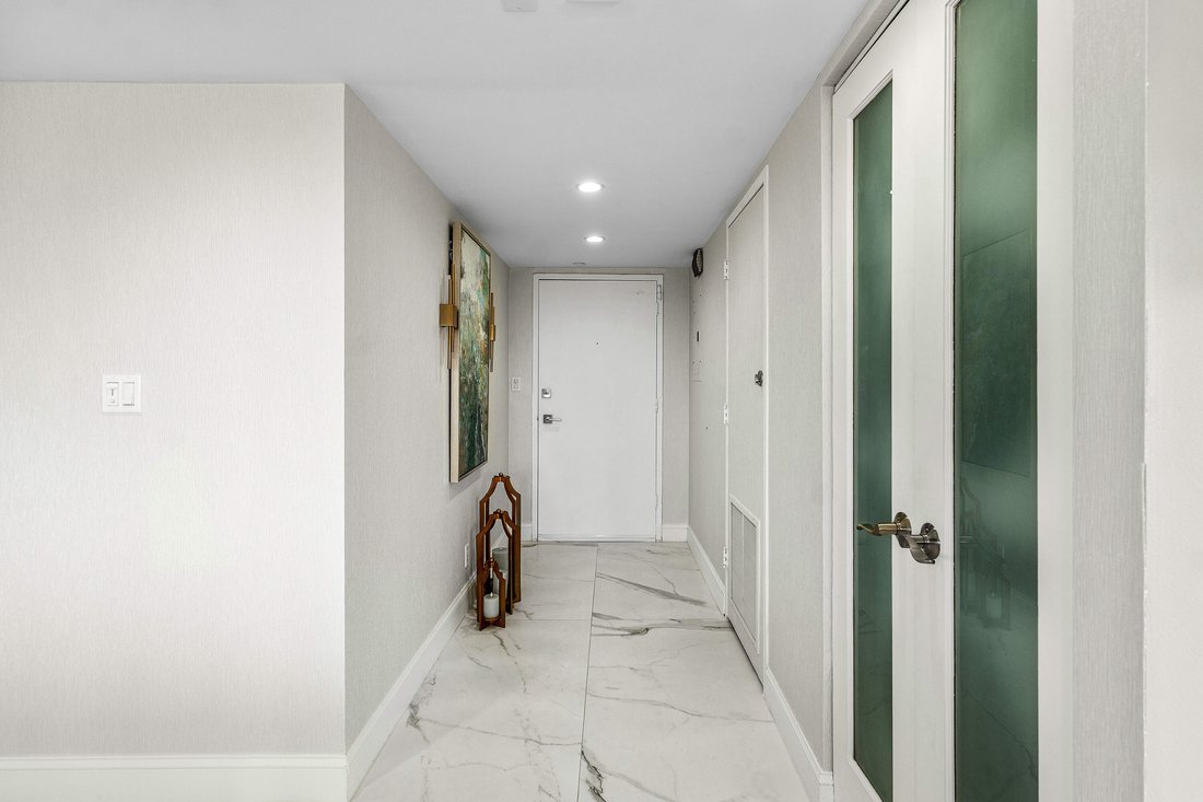 Condo in Fort Lauderdale, Florida, United States 4 - 18159596