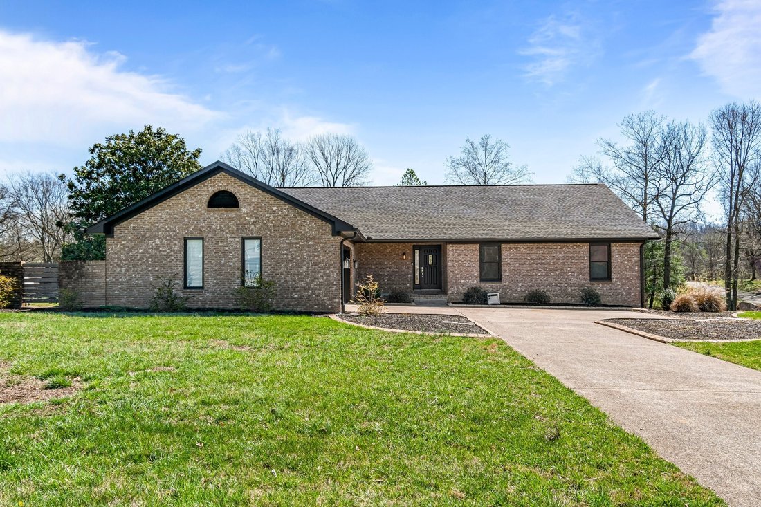 House in Columbia, Tennessee, United States 1 - 18162364